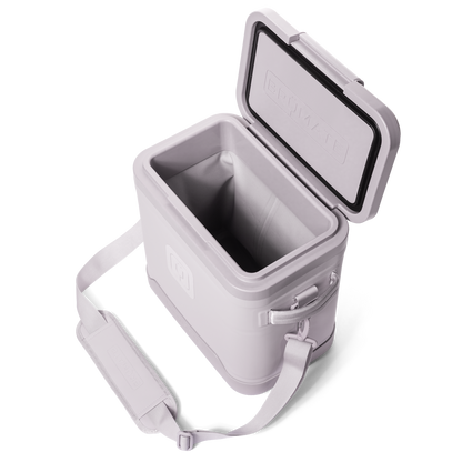 Magpack 18 can shoulder sling soft cooler lilac dusk - US 1378